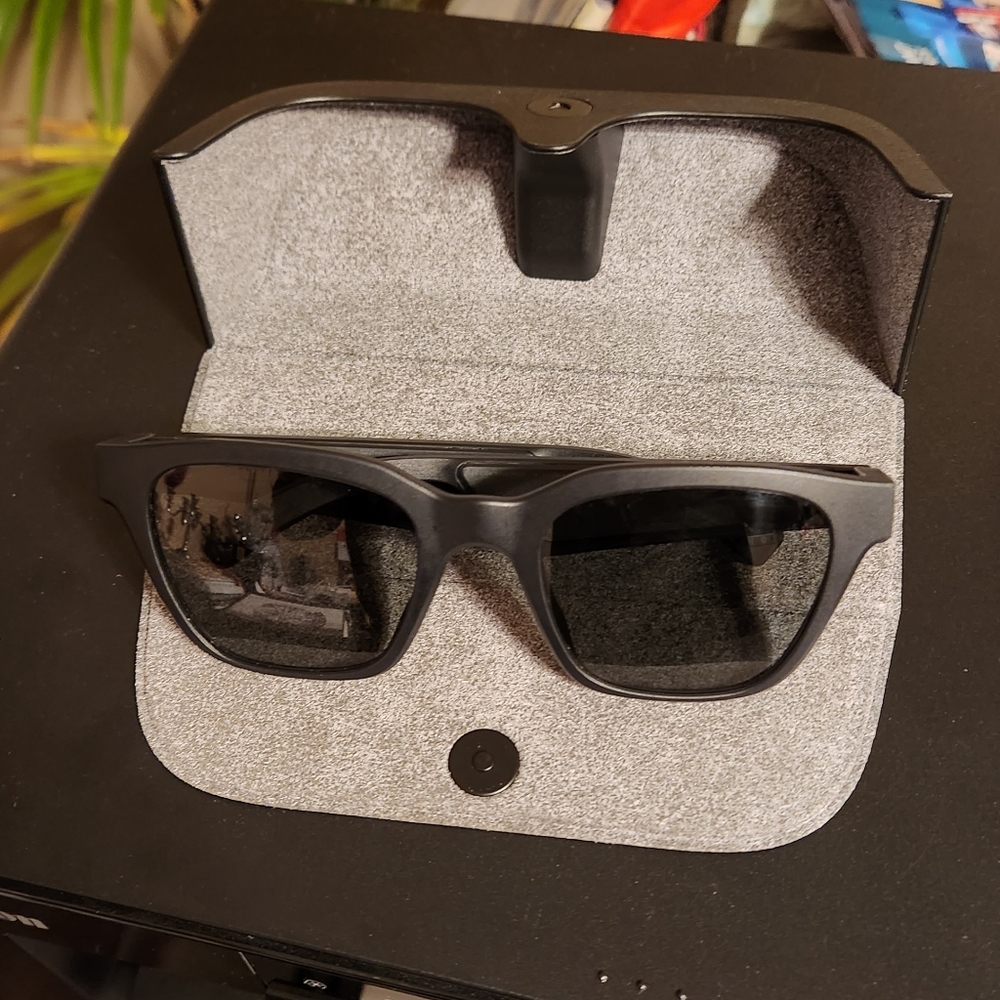 Bose Bluetooth sunglasses